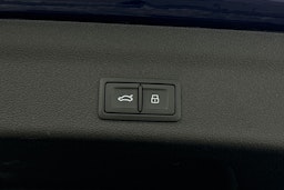Sininen Audi S6 2021 kuva 37.