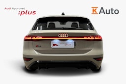 beige Audi S6 e-tron 2025 kuva 3.