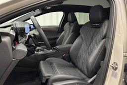 beige Audi S6 e-tron 2025 kuva 17.