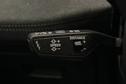 beige Audi S6 e-tron 2025 kuva 24.