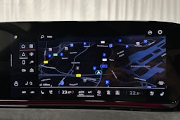 beige Audi S6 e-tron 2025 kuva 29.