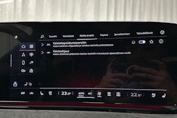 beige Audi S6 e-tron 2025 kuva 33.