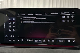 beige Audi S6 e-tron 2025 kuva 36.