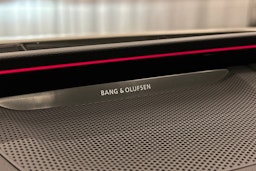 beige Audi S6 e-tron 2025 kuva 41.