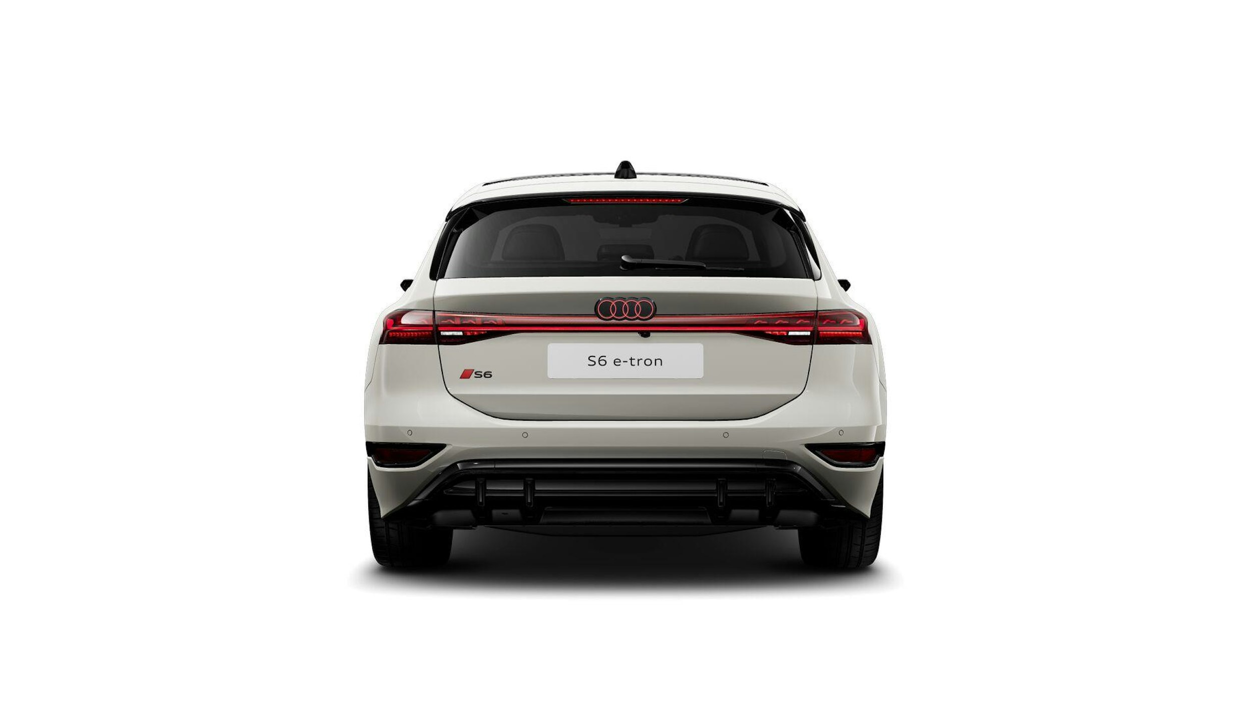 beige Audi S6 e-tron 2025 kuva 5.