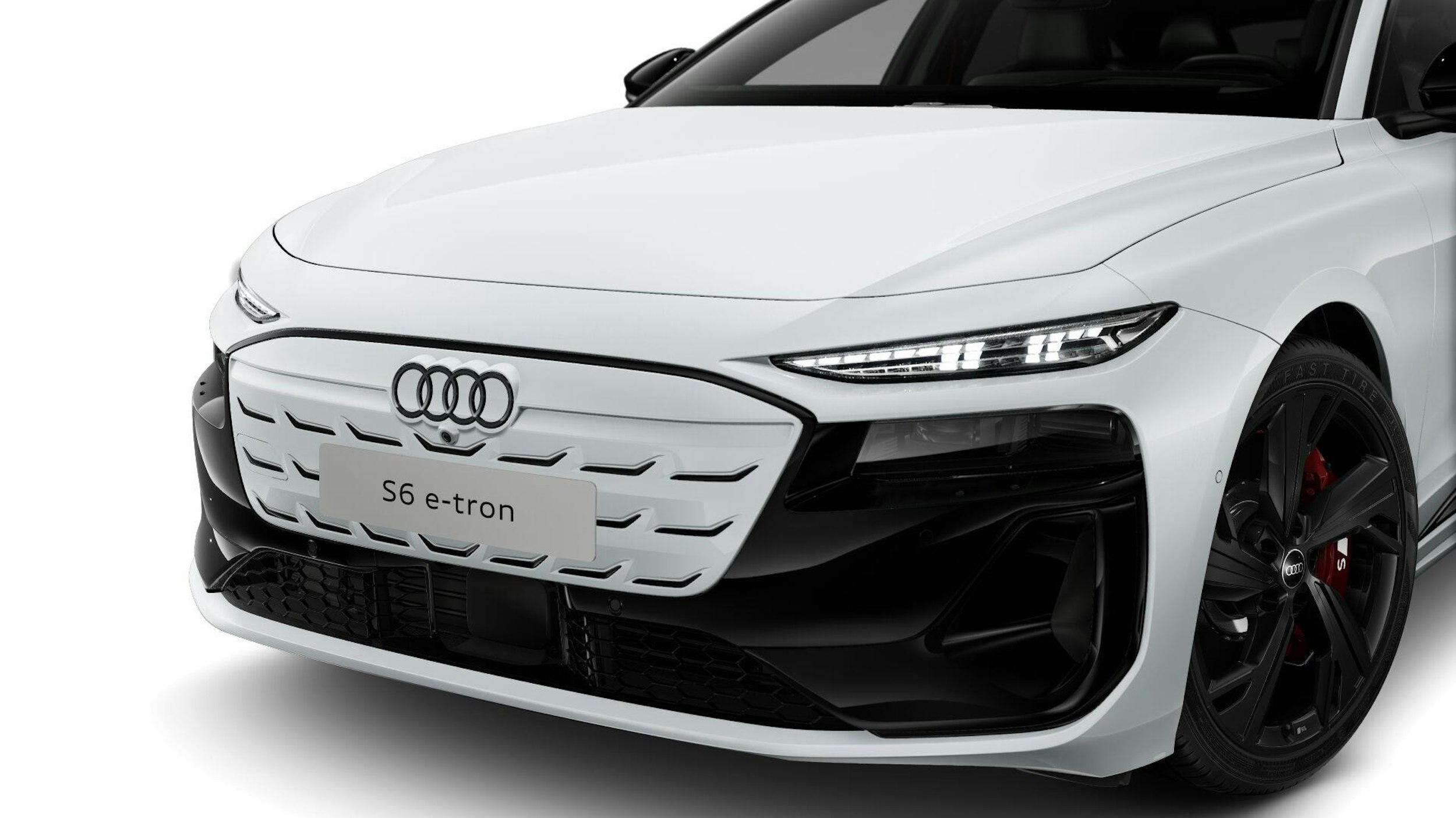 valkoinen Audi S6 e-tron 2025 kuva 6.
