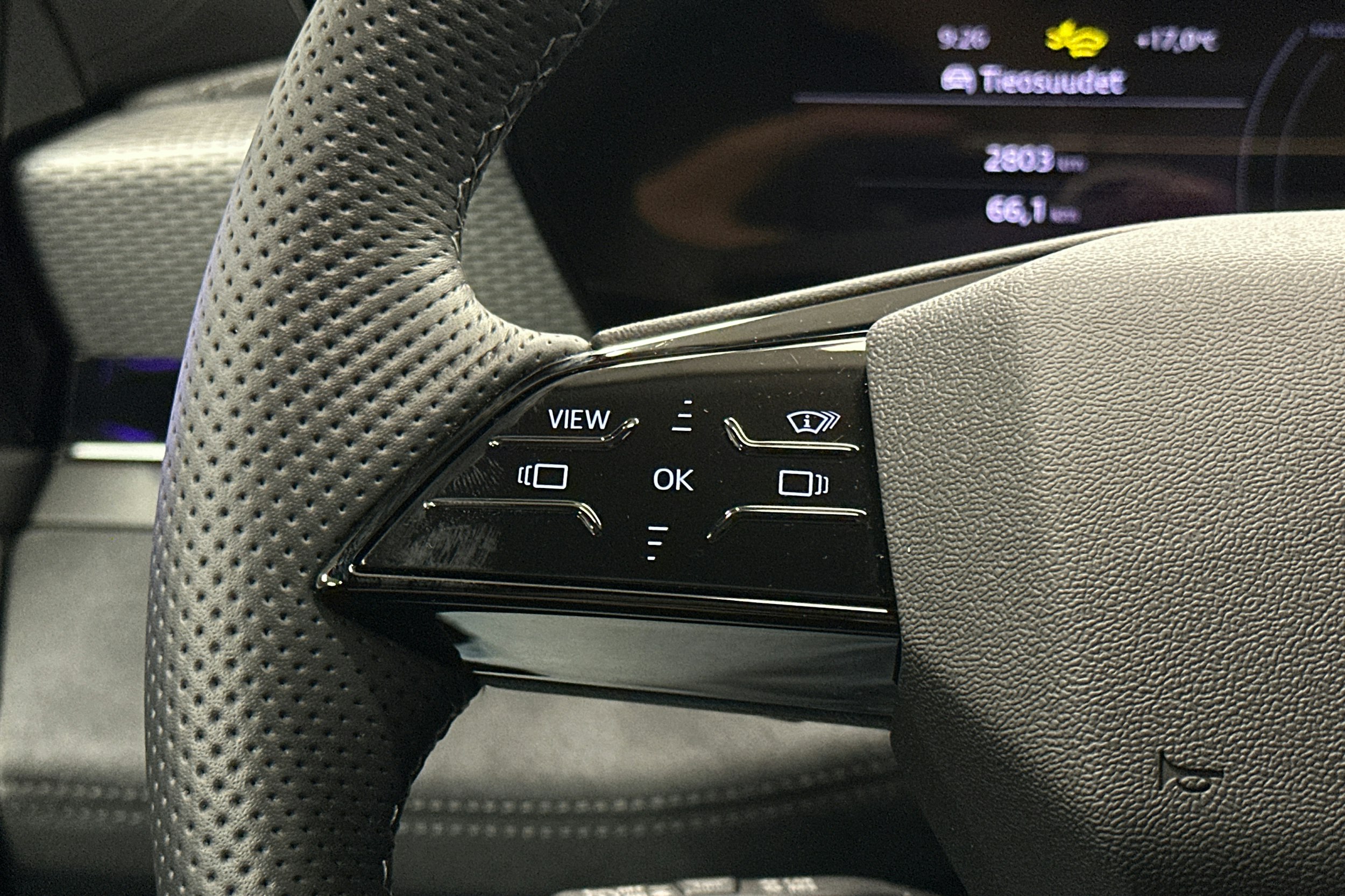 harmaa Audi S6 e-tron 2025 kuva 19.