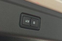 beige Audi S6 e-tron 2025 kuva 14.