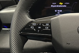 beige Audi S6 e-tron 2025 kuva 21.