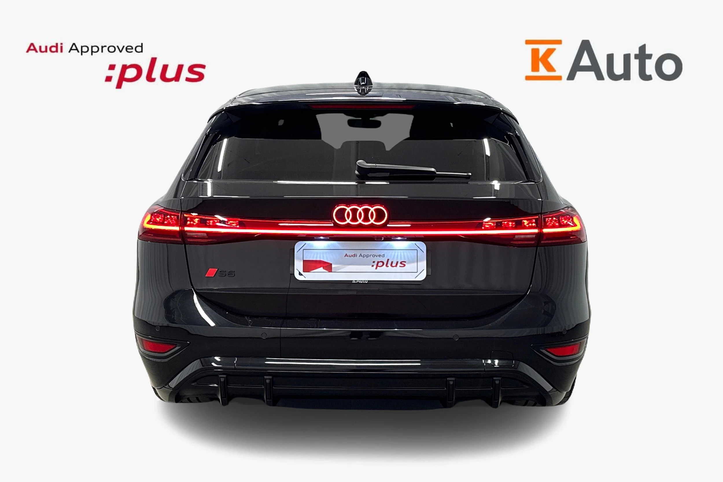 musta Audi S6 e-tron 2025 kuva 3.