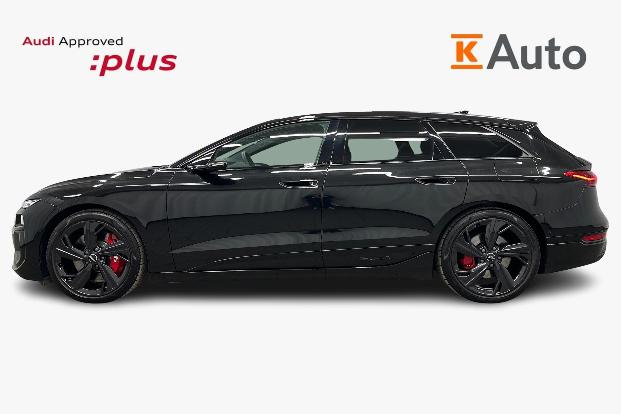musta Audi S6 e-tron 2025 kuva 5.