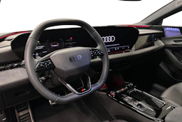 musta Audi S6 e-tron 2025 kuva 6.