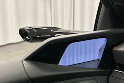 musta Audi S6 e-tron 2025 kuva 15.