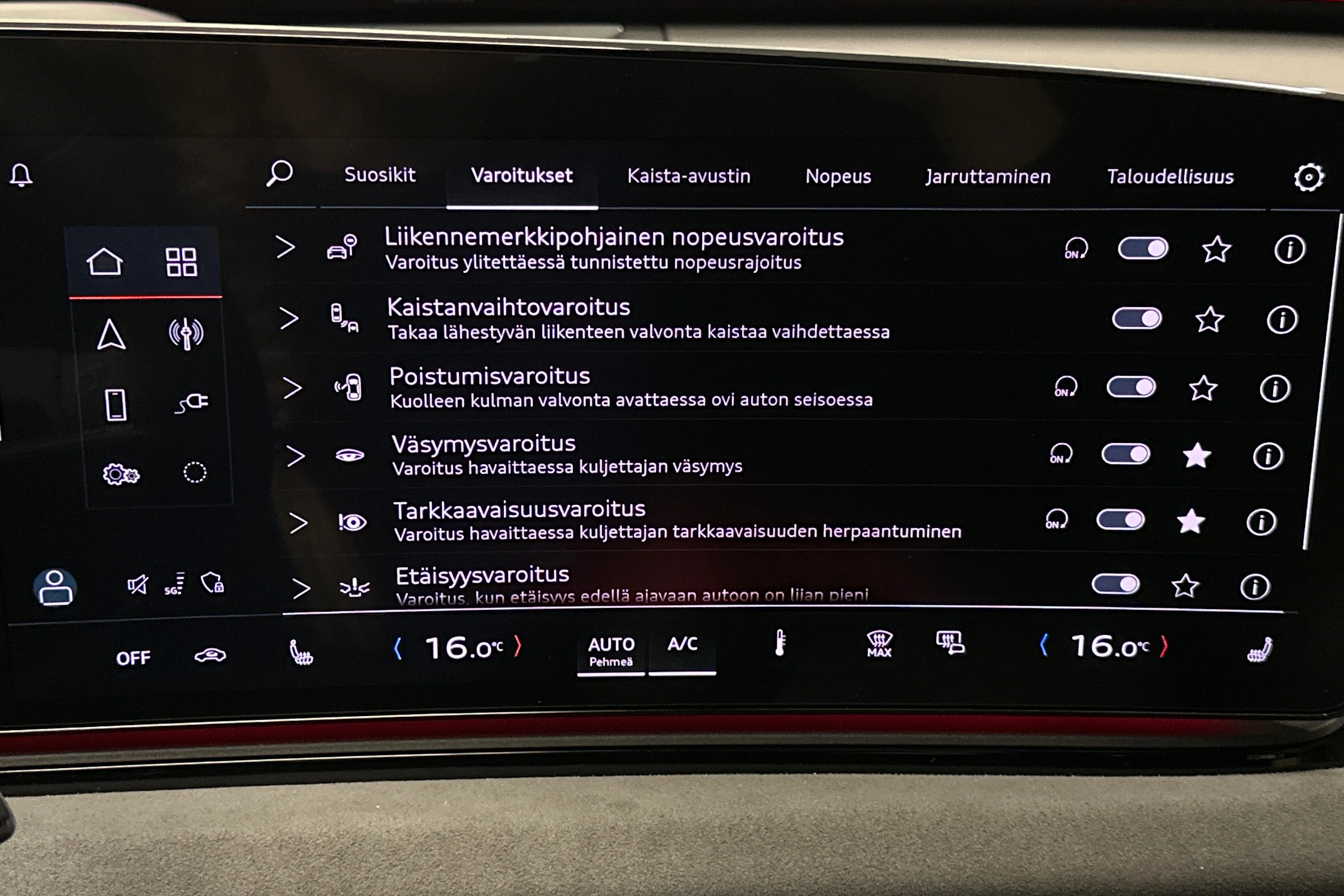 musta Audi S6 e-tron 2025 kuva 26.