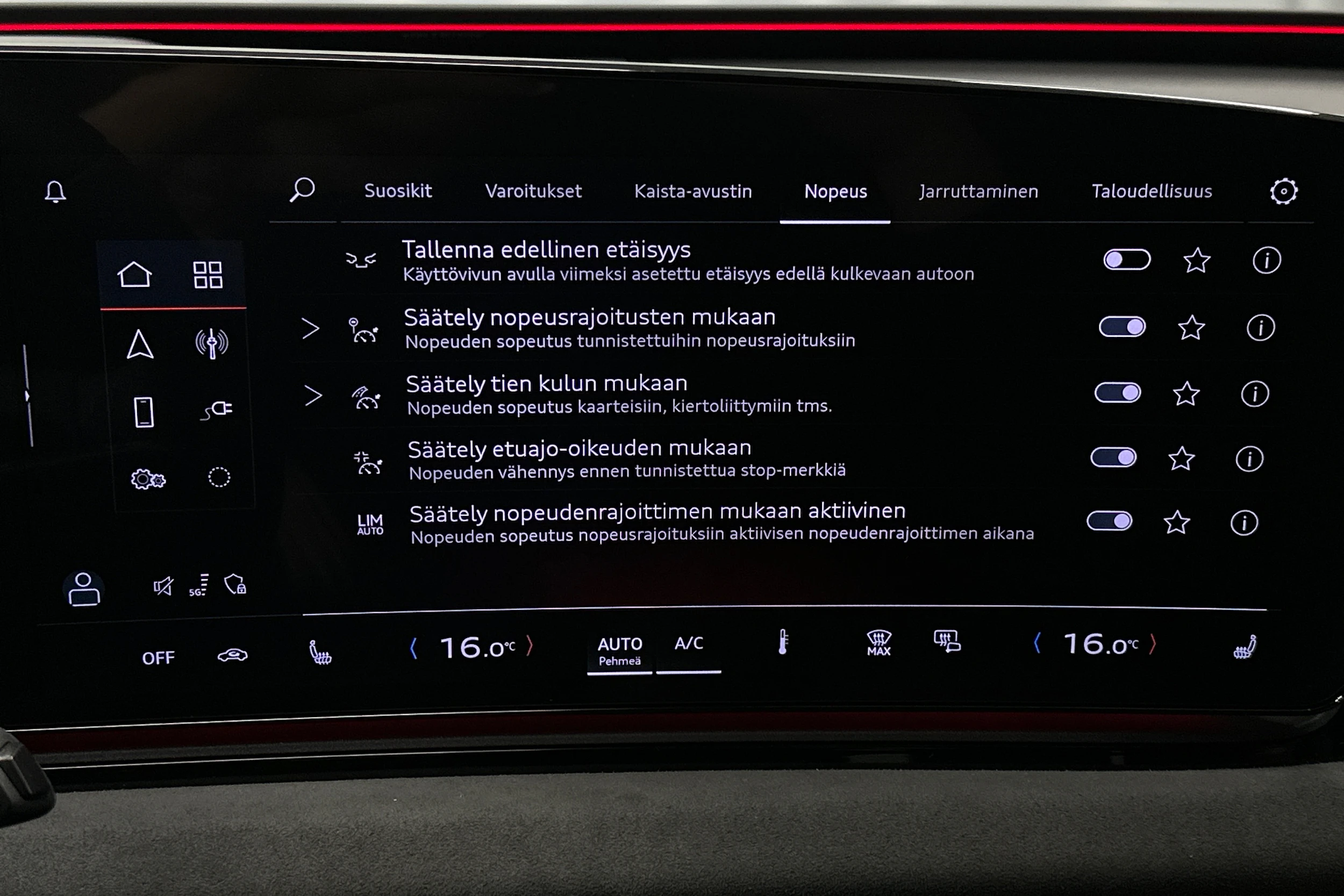 musta Audi S6 e-tron 2025 kuva 28.
