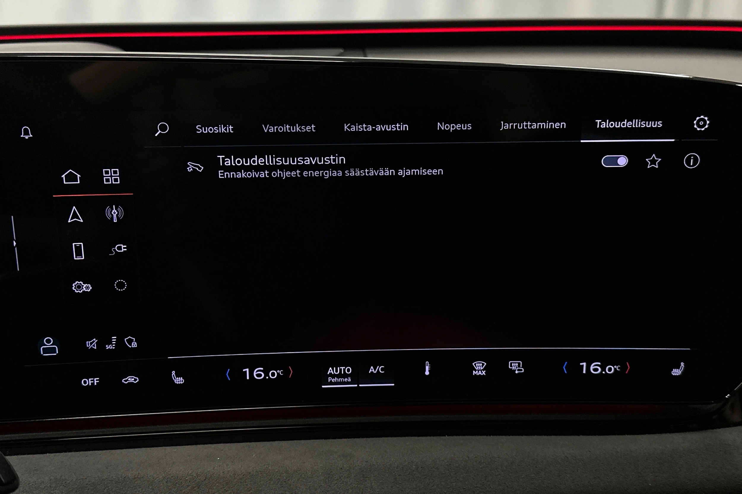 musta Audi S6 e-tron 2025 kuva 30.