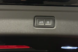 musta Audi S6 e-tron 2025 kuva 42.