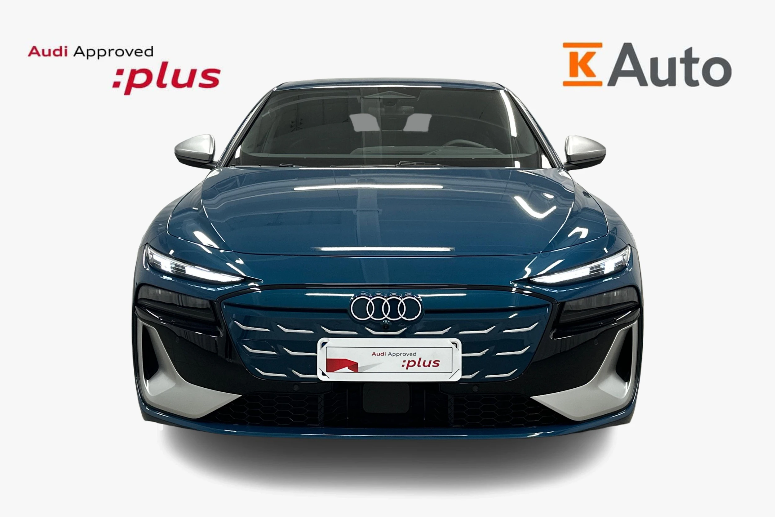 sininen Audi S6 e-tron 2025 kuva 4.