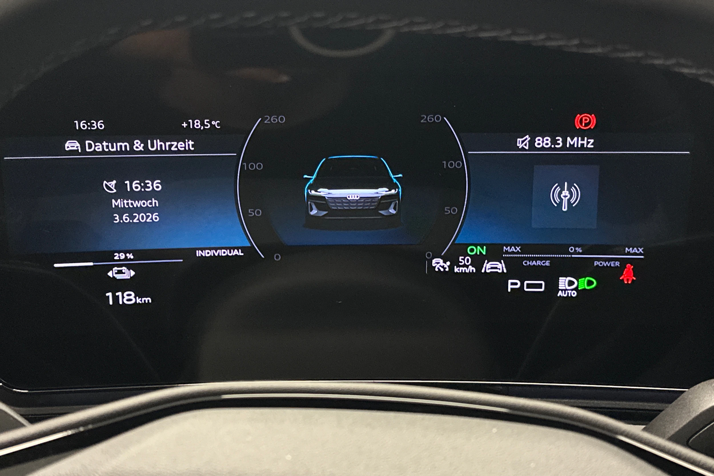 sininen Audi S6 e-tron 2025 kuva 13.