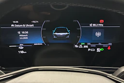 sininen Audi S6 e-tron 2025 kuva 13.