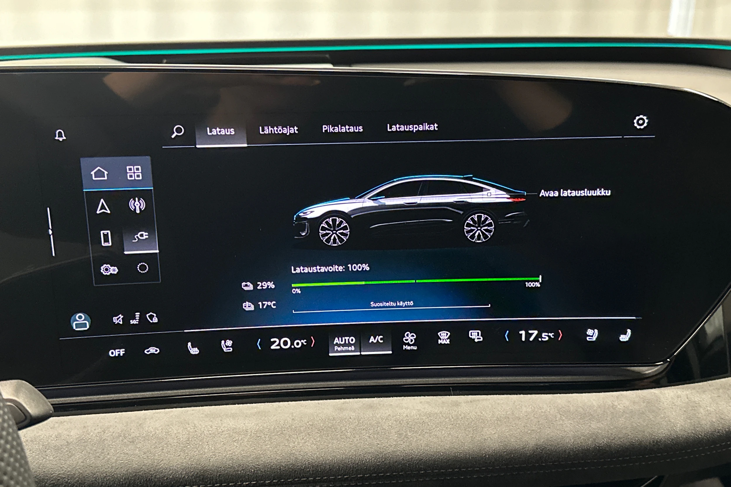 sininen Audi S6 e-tron 2025 kuva 20.