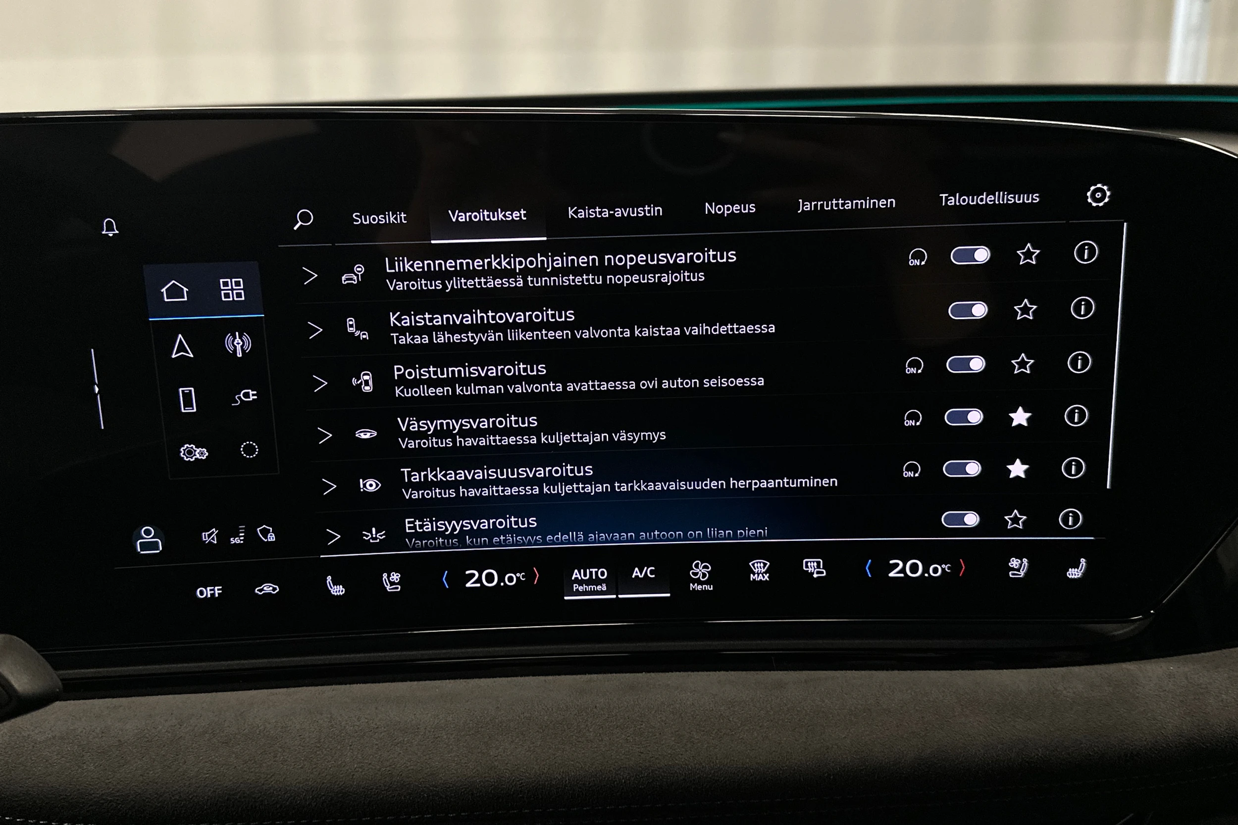 sininen Audi S6 e-tron 2025 kuva 21.