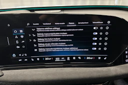 sininen Audi S6 e-tron 2025 kuva 22.