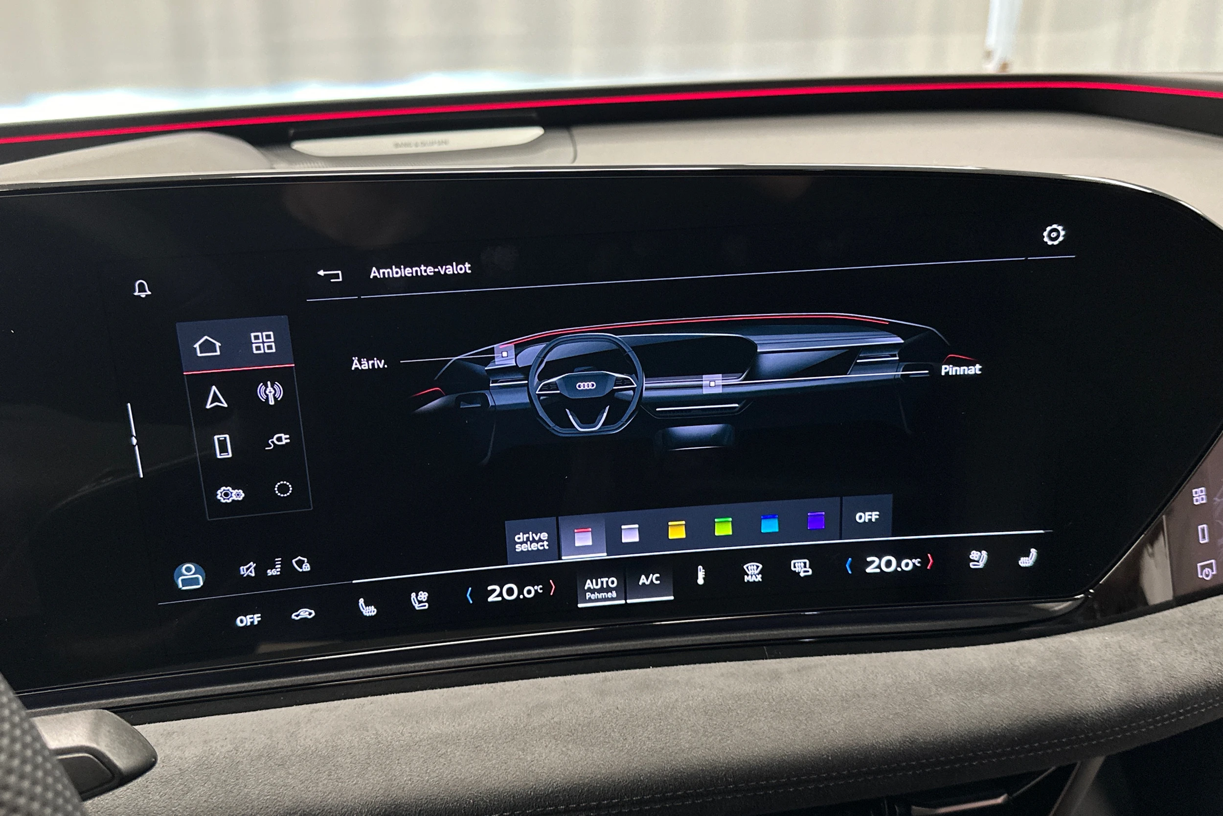 sininen Audi S6 e-tron 2025 kuva 32.