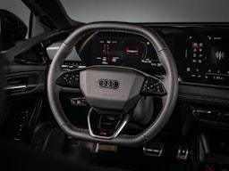 met. sininen Audi S6 e-tron 2025 kuva 17.