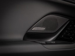 met. sininen Audi S6 e-tron 2025 kuva 19.