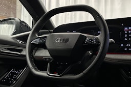 musta Audi S6 e-tron 2025 kuva 22.