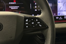 musta Audi S6 e-tron 2025 kuva 24.