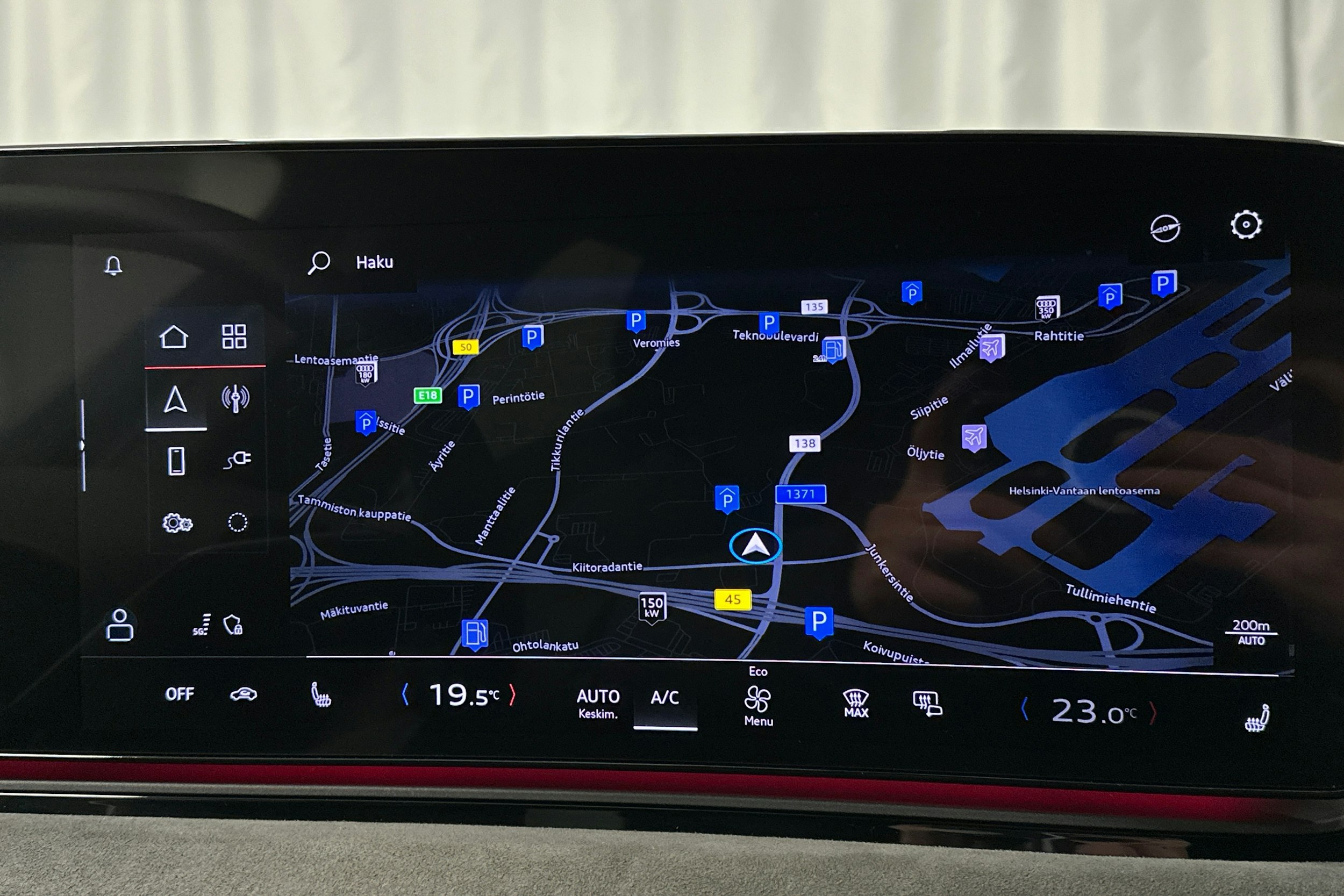 musta Audi S6 e-tron 2025 kuva 29.