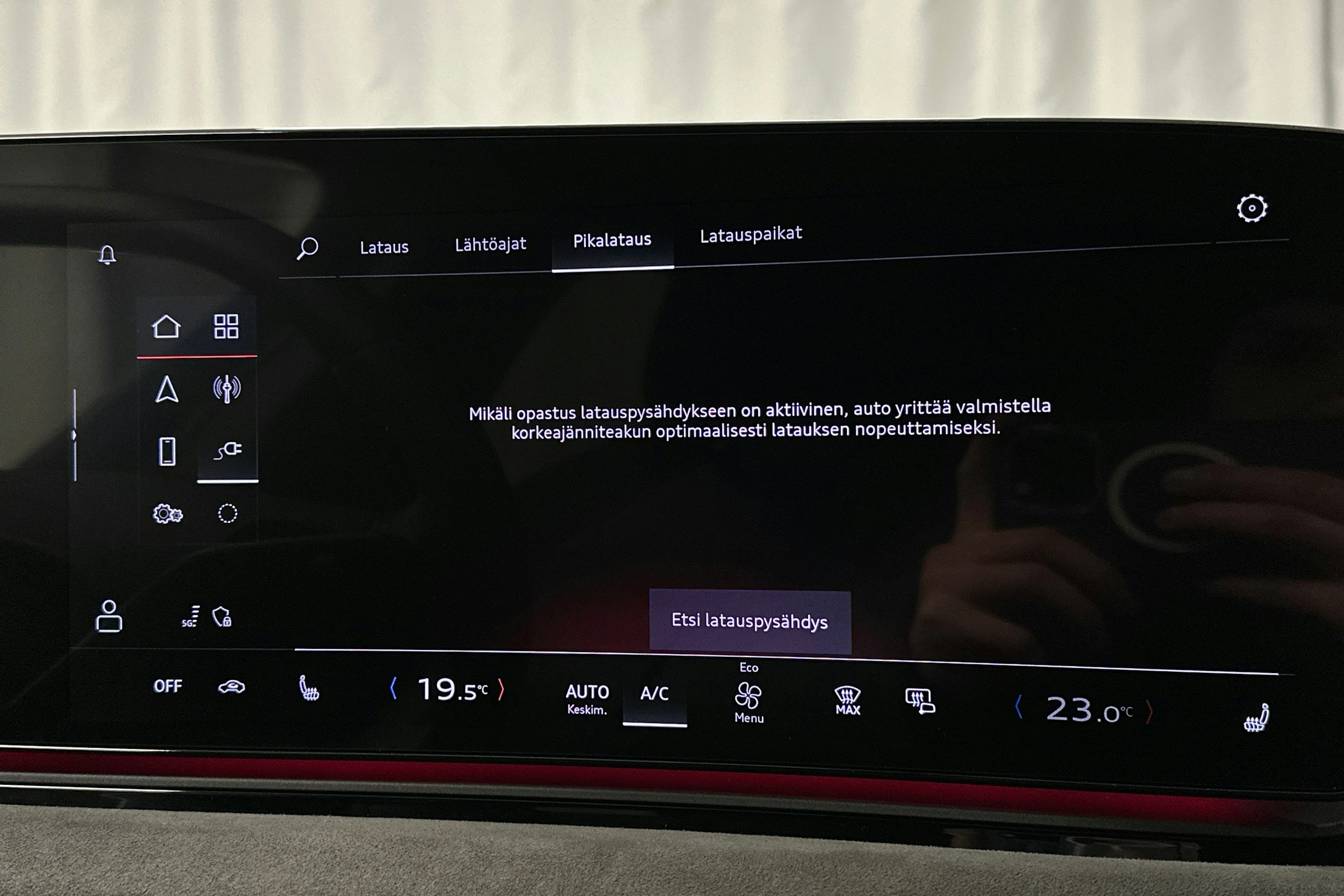 musta Audi S6 e-tron 2025 kuva 31.