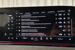 musta Audi S6 e-tron 2025 kuva 33.