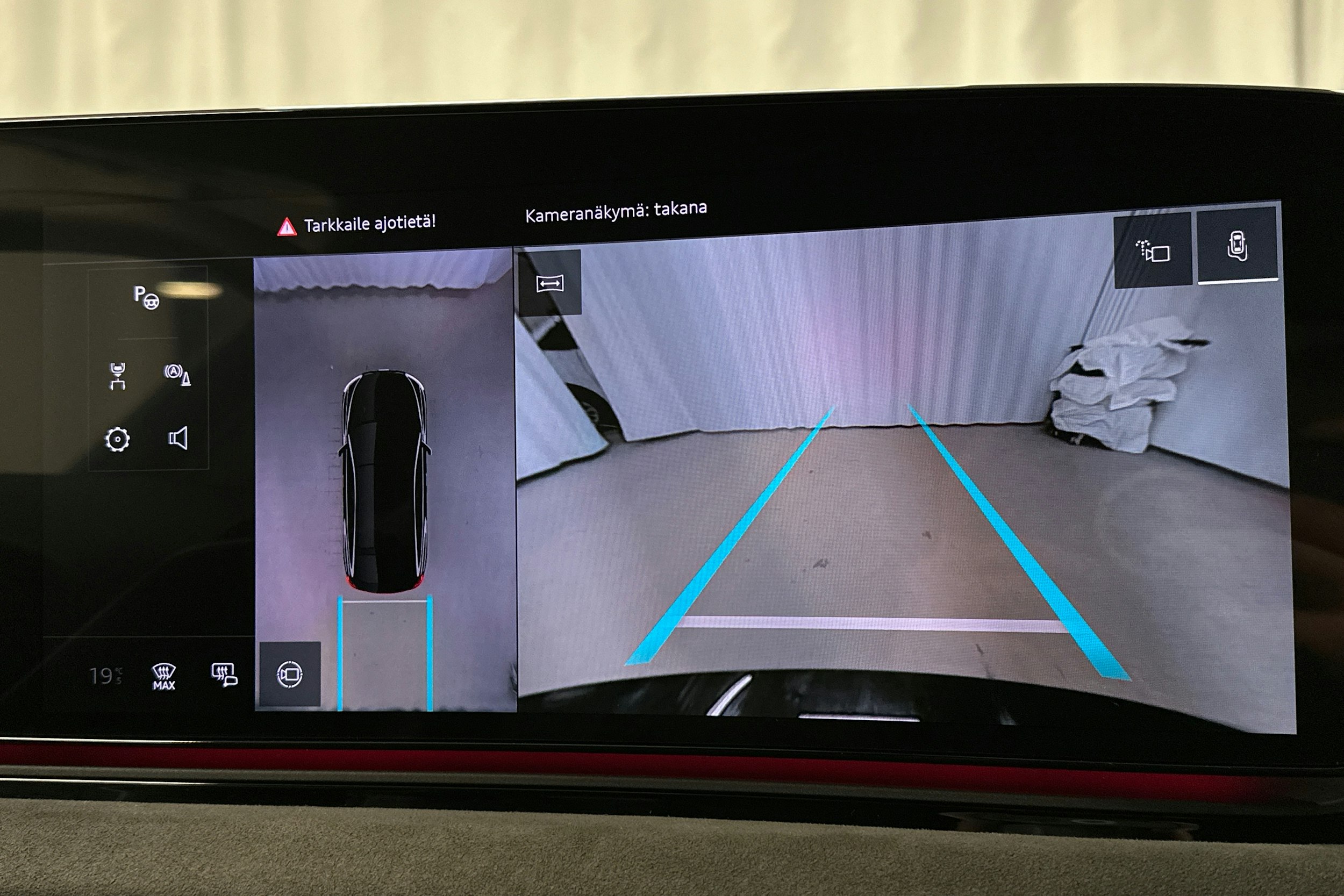 musta Audi S6 e-tron 2025 kuva 37.