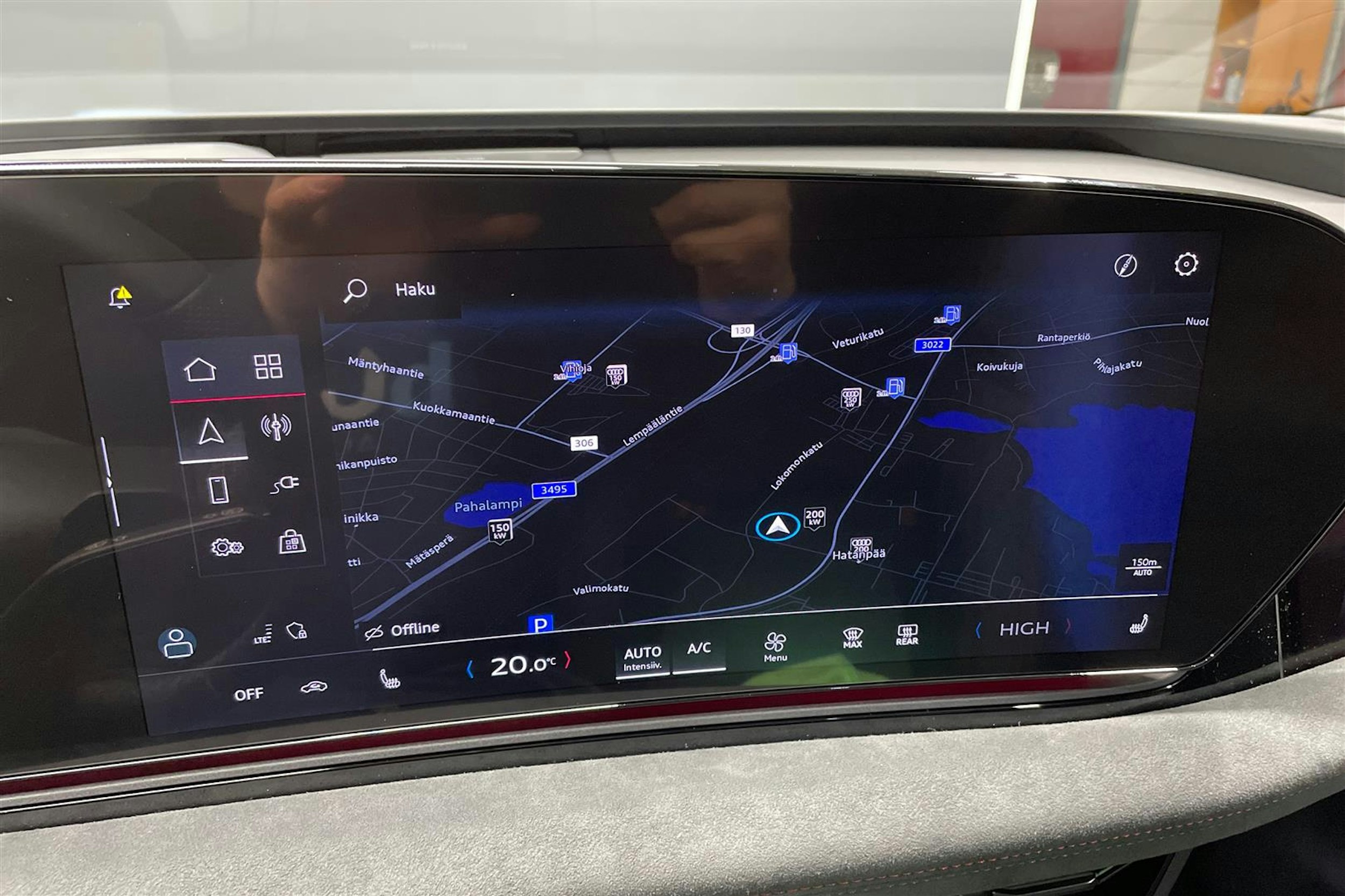 sininen Audi S6 e-tron 2025 kuva 18.