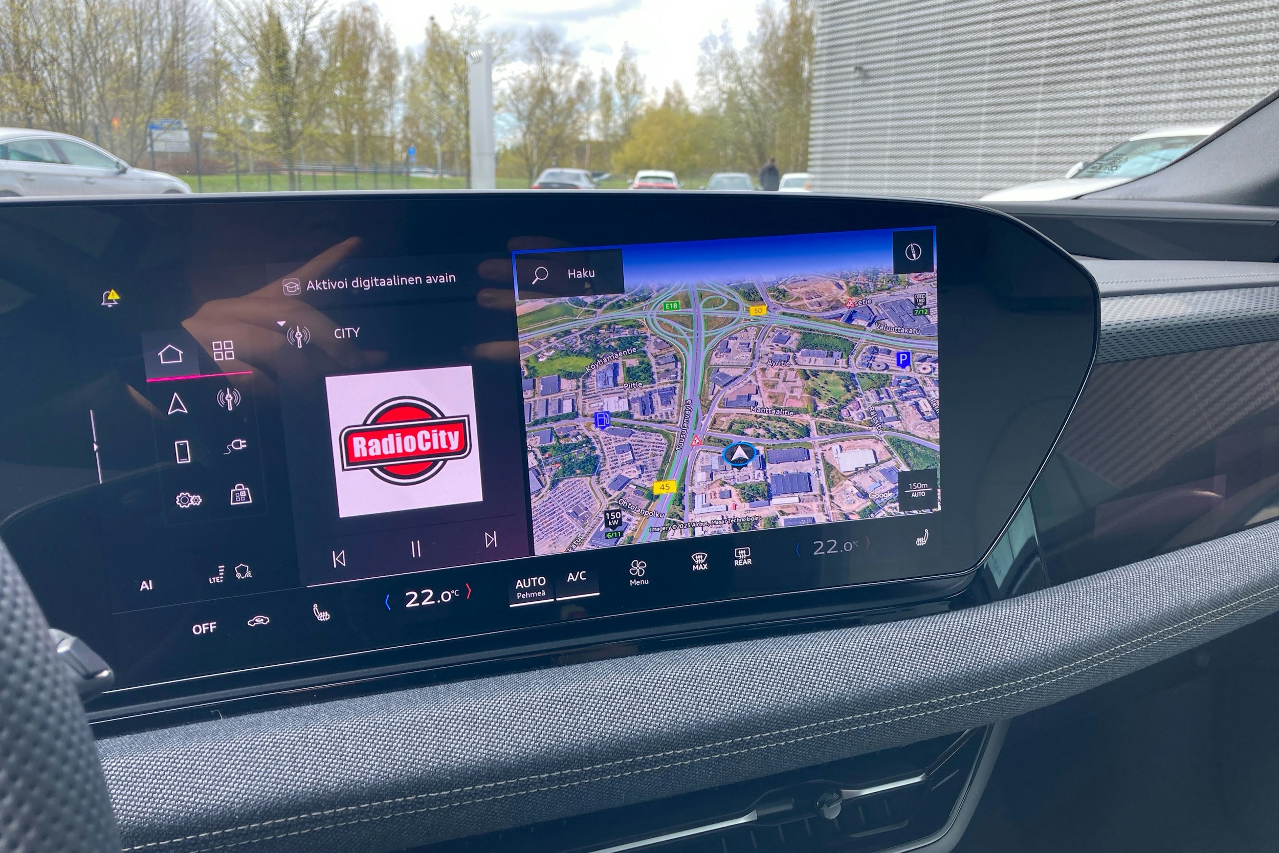 musta Audi S6 e-tron 2025 kuva 15.