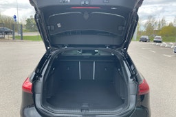 musta Audi S6 e-tron 2025 kuva 21.