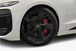 valkoinen Audi S6 e-tron 2025 kuva 9.