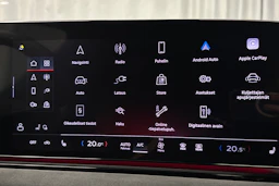 valkoinen Audi S6 e-tron 2025 kuva 25.