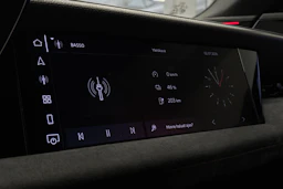 valkoinen Audi S6 e-tron 2025 kuva 35.