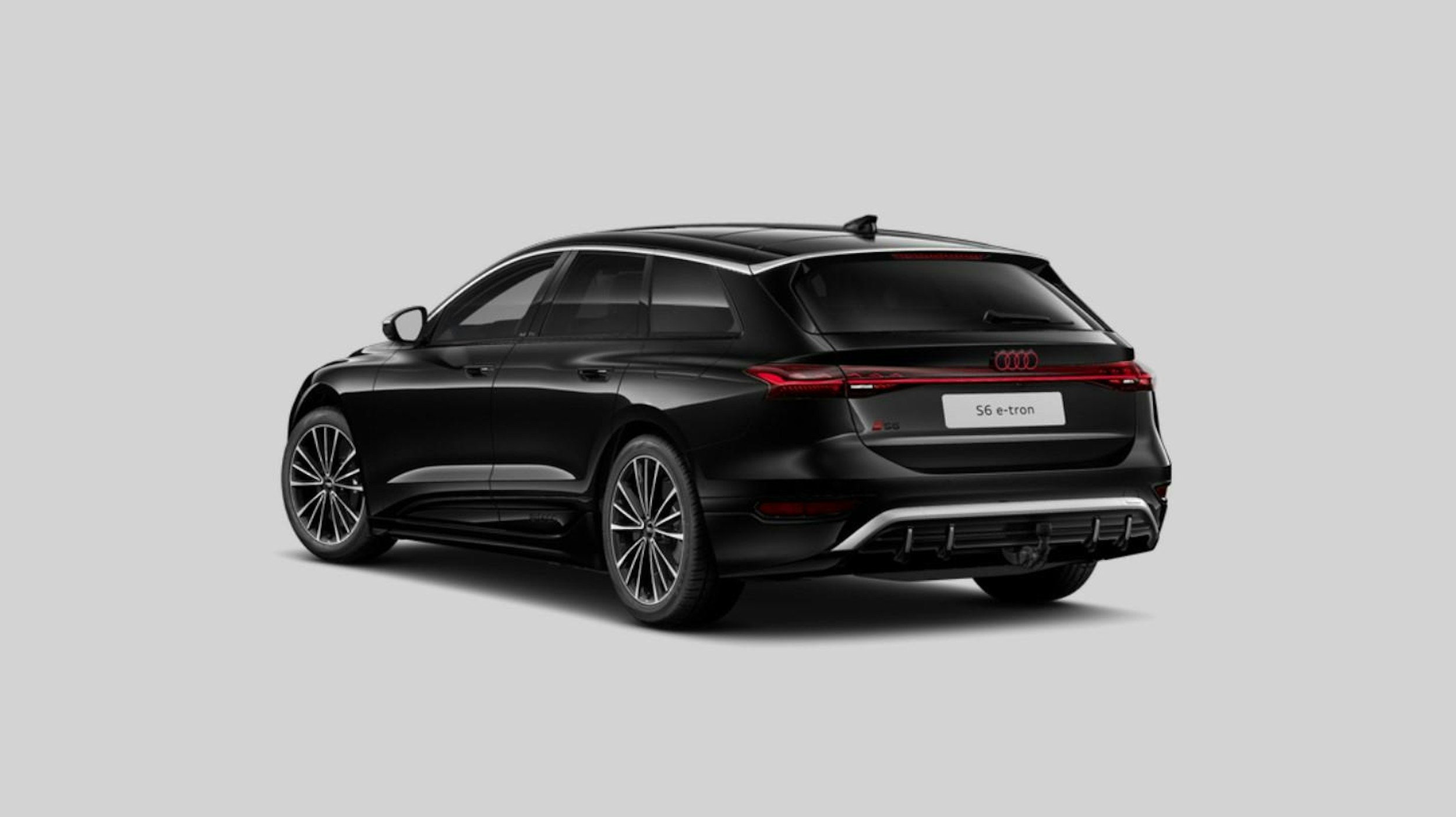 musta Audi S6 e-tron 2025 kuva 2.