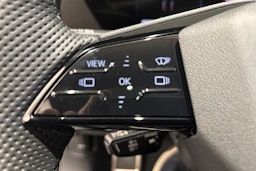 musta Audi S6 e-tron 2025 kuva 12.