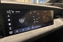 musta Audi S6 e-tron 2025 kuva 15.