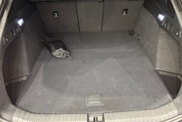 musta Audi S6 e-tron 2025 kuva 16.