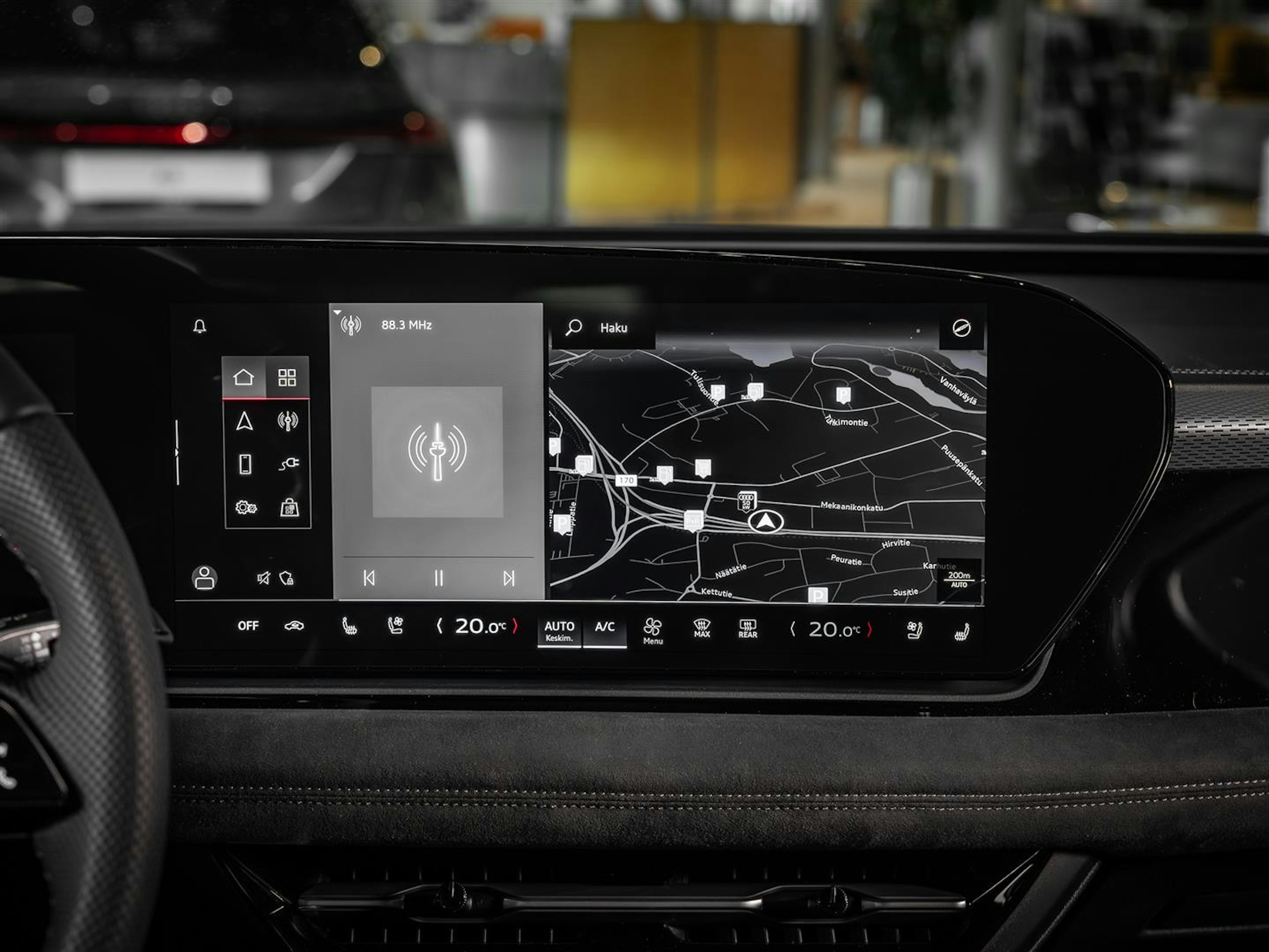 musta Audi S6 e-tron 2025 kuva 18.