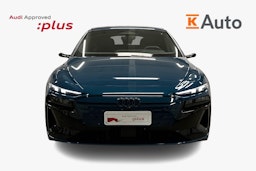 sininen Audi S6 e-tron 2025 kuva 5.