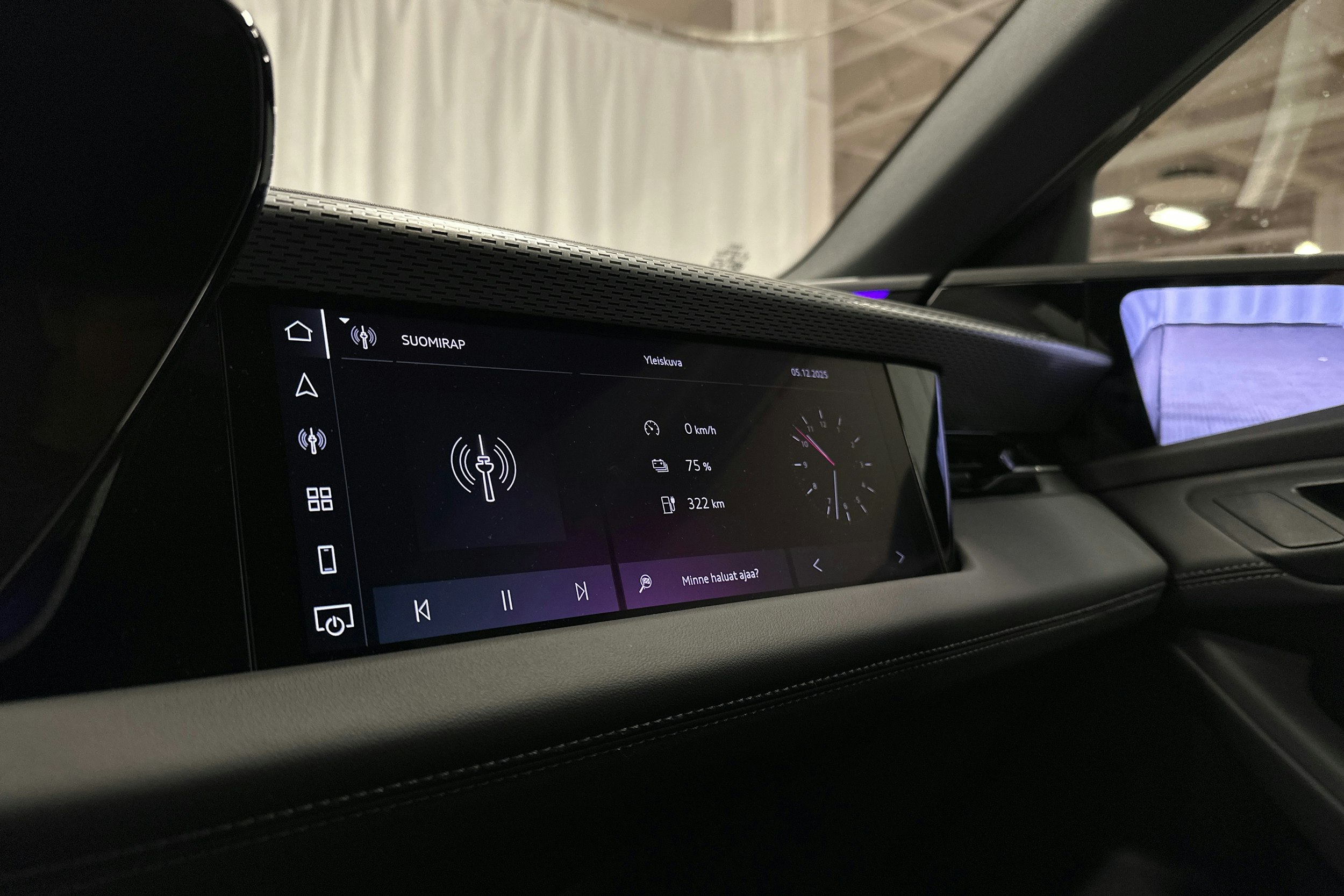 sininen Audi S6 e-tron 2025 kuva 31.