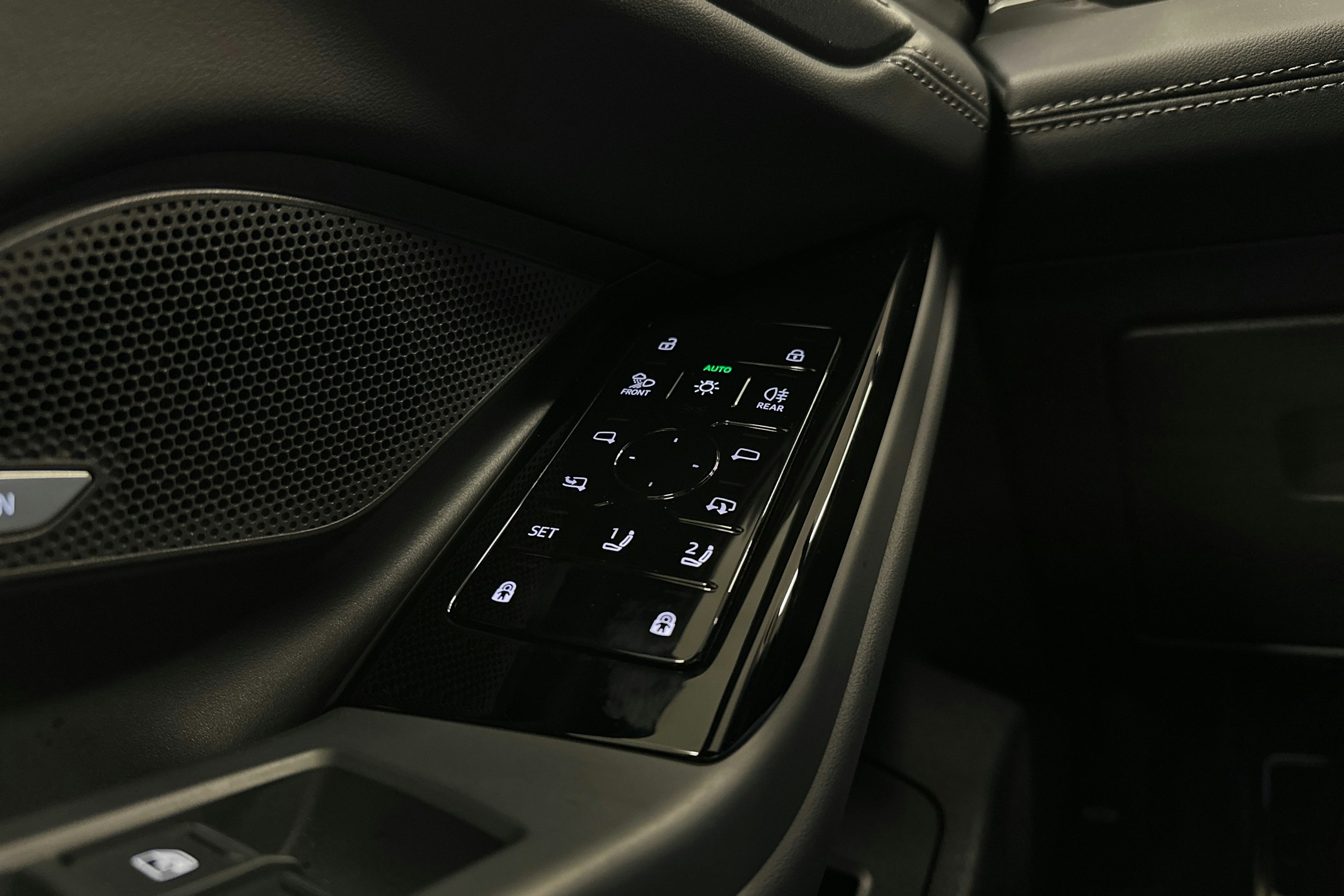 sininen Audi S6 e-tron 2025 kuva 32.